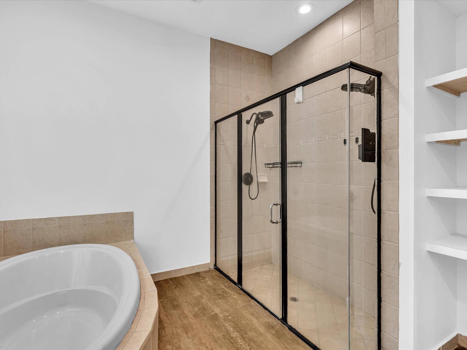 10982 NW 81st Manor, Parkland, FL 33076 Primary Bathroom