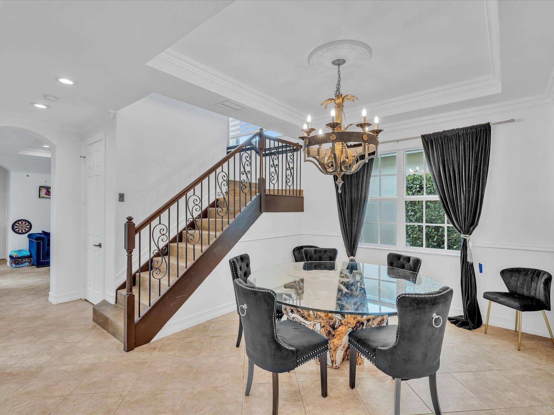 10982 NW 81st Manor, Parkland, FL 33076 Dinning room