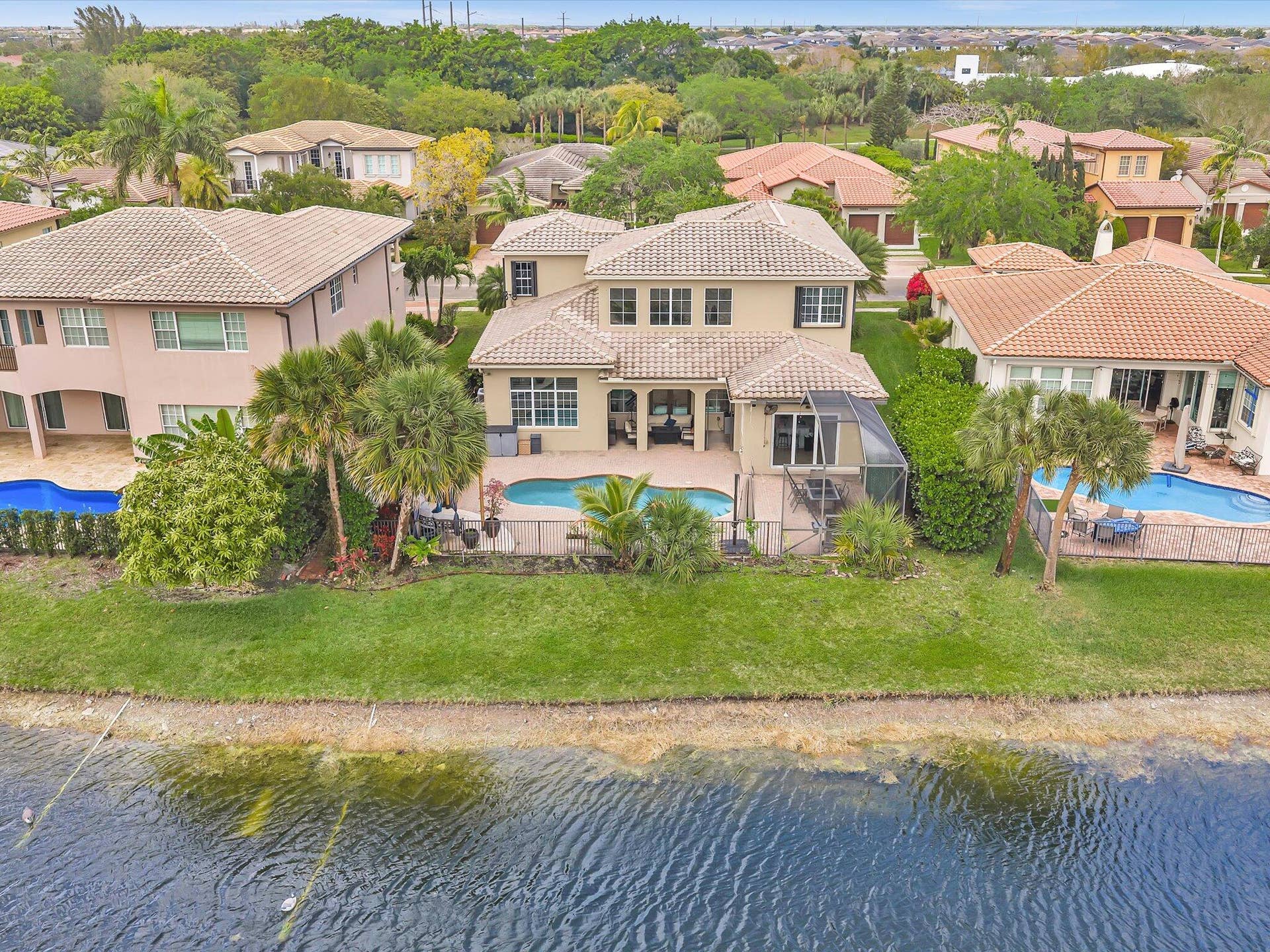 10982 NW 81st Manor, Parkland, FL 33076 Aerial