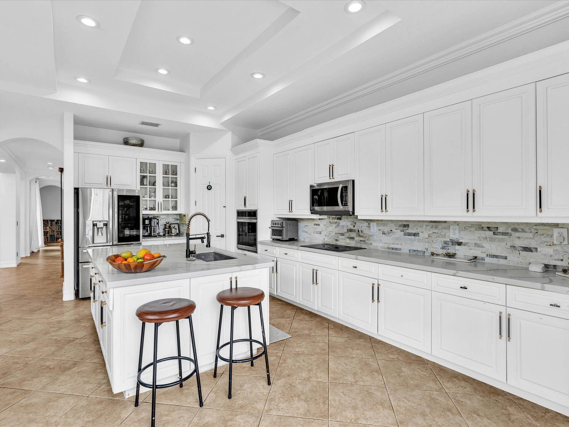 10982 NW 81st Manor, Parkland, FL 33076 Kitchen