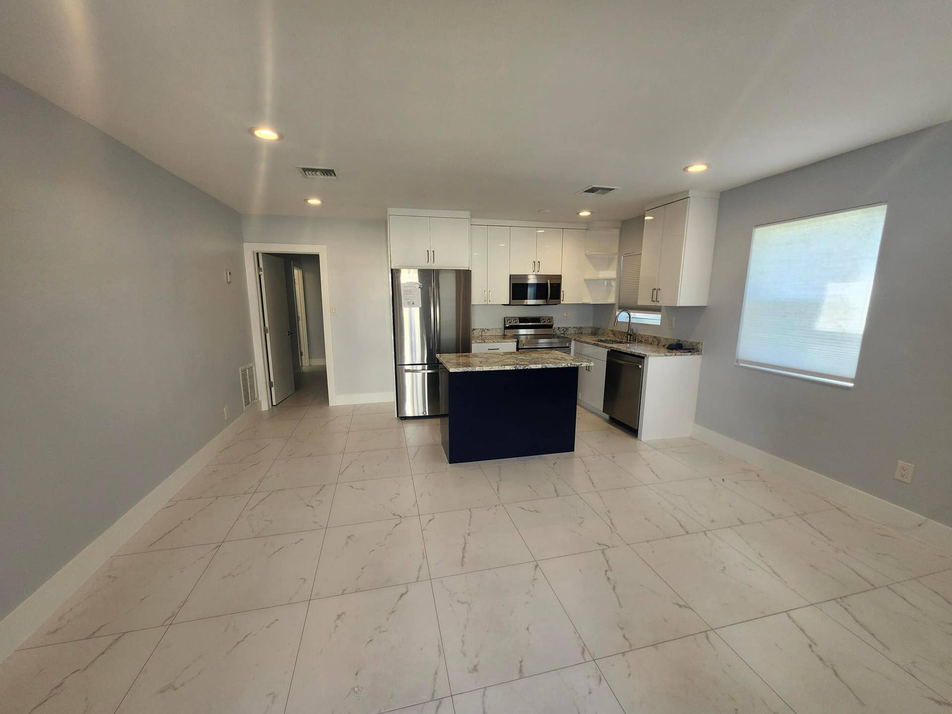 511 N 60th Way, #East Apartment, Hollywood, FL 33024 1000030728