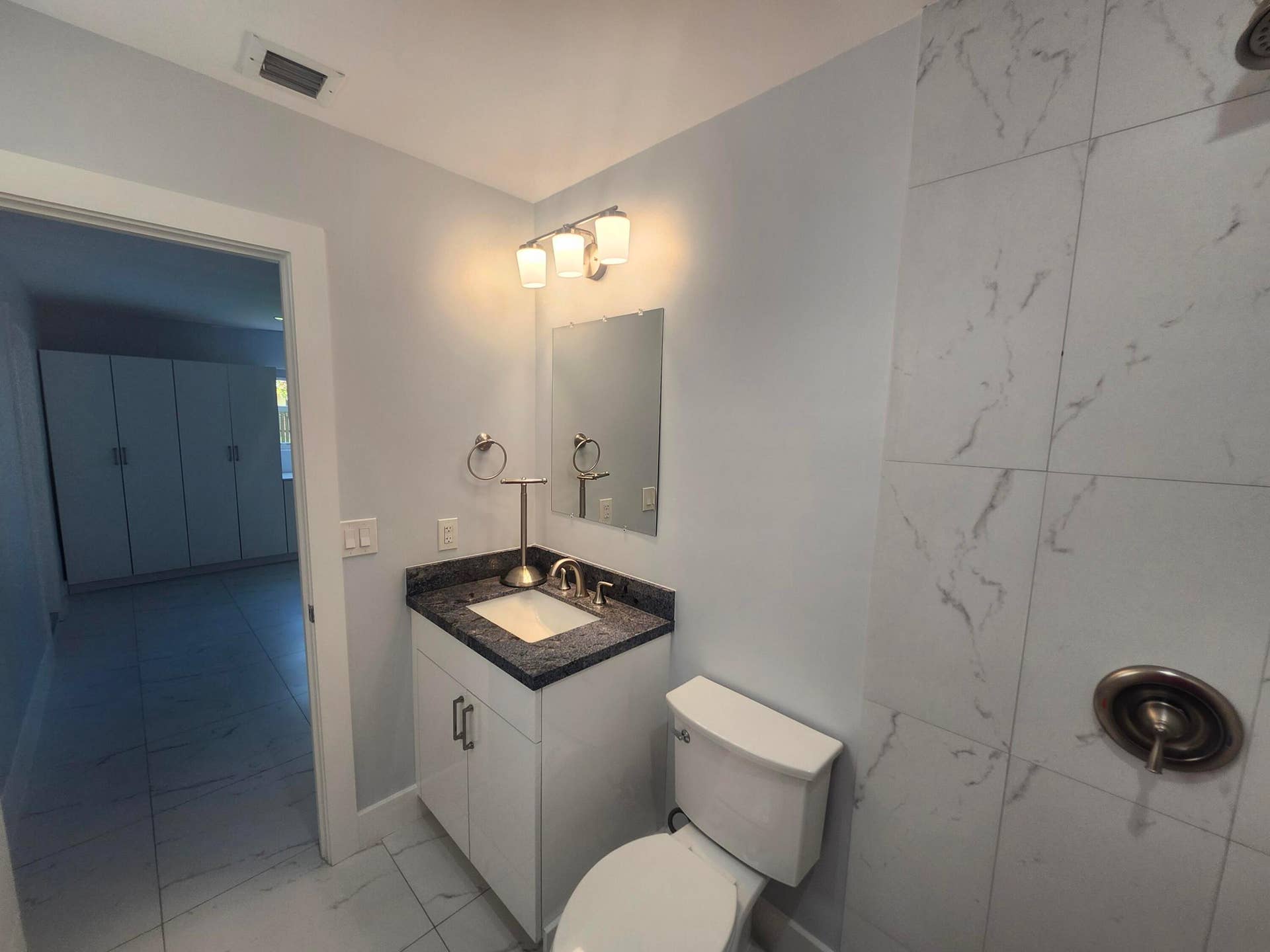 511 N 60th Way, #East Apartment, Hollywood, FL 33024 1000030736