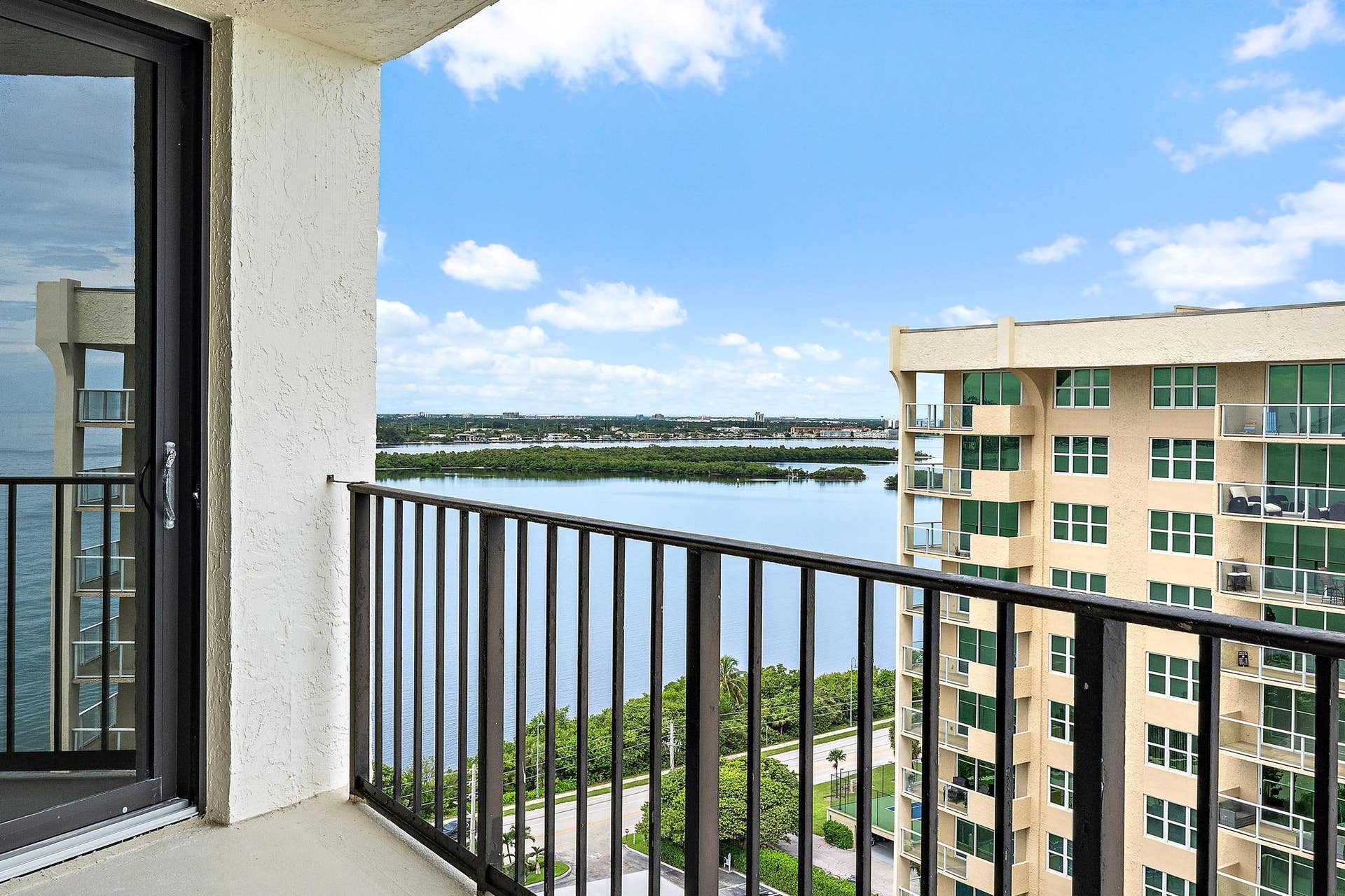 5420 N Ocean Dr 1803-23