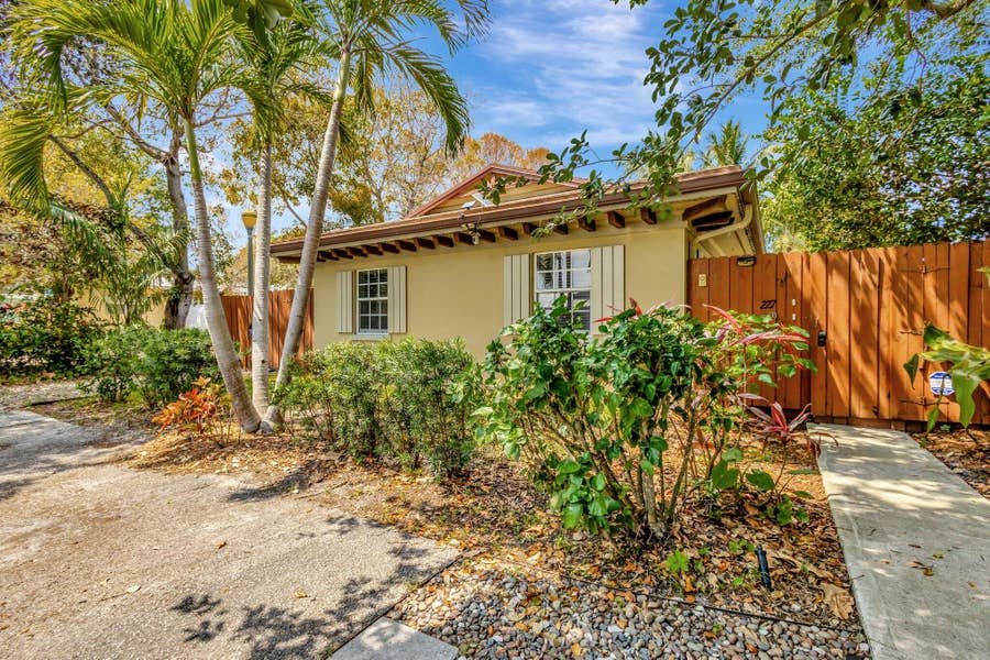Property photo for 227 NE 12th Street, #2, Delray Beach, FL