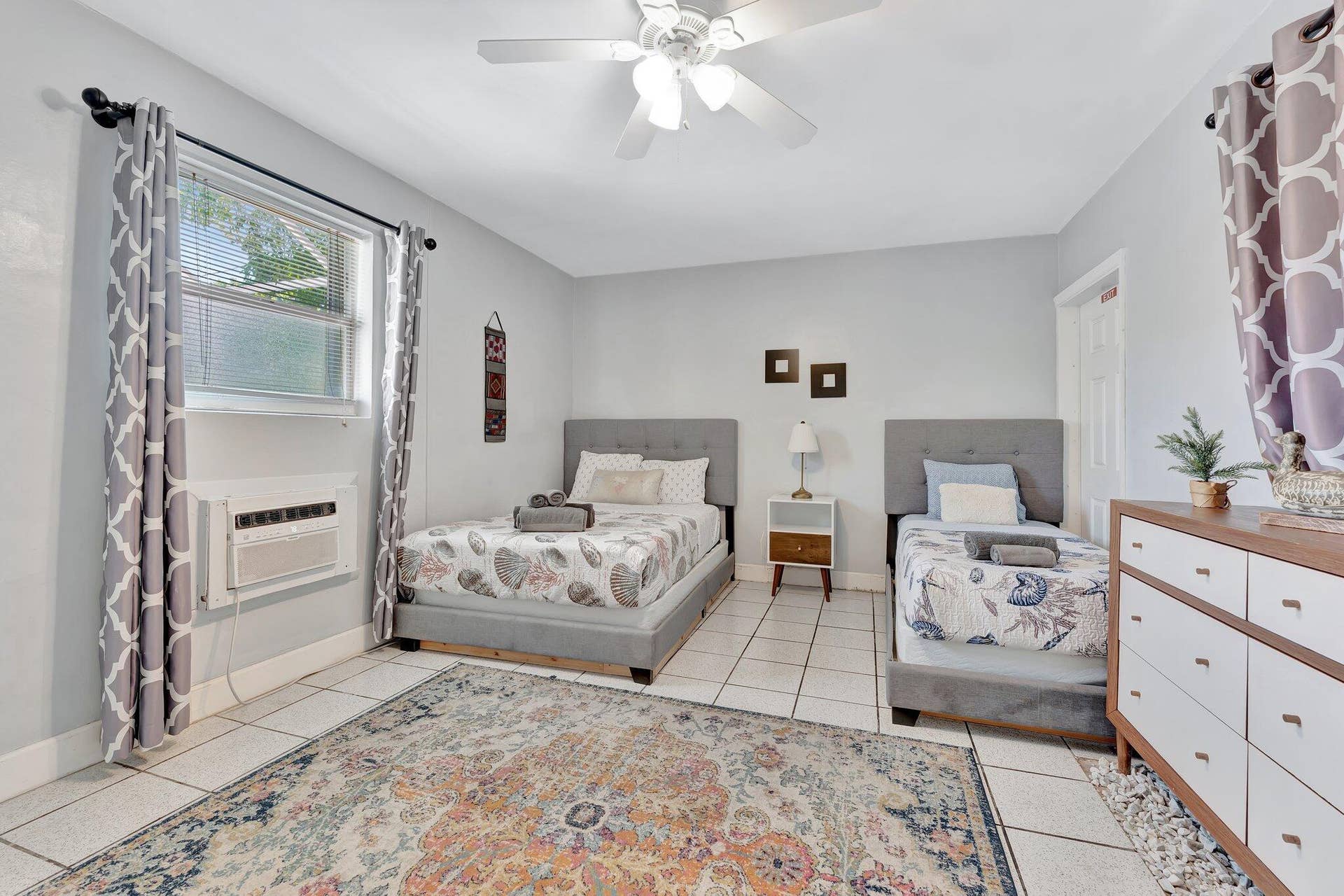 1246 Johnson Street, Hollywood, FL 33019 31-web-or-mls-DSC04184