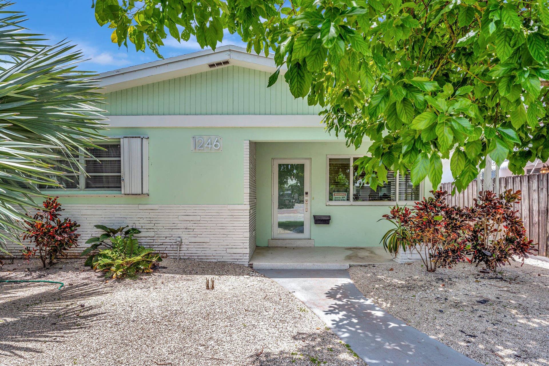 1246 Johnson Street, Hollywood, FL 33019 3-web-or-mls-DSC04105