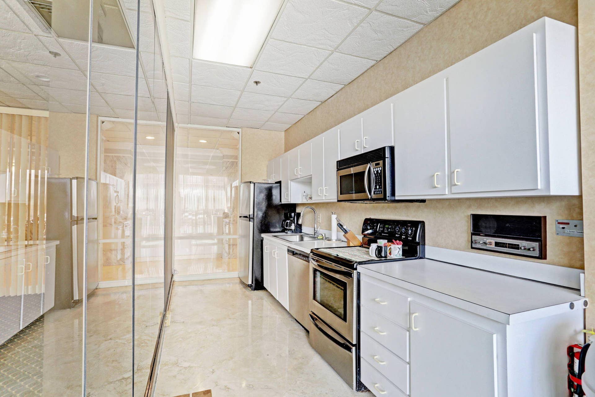 5440 N Ocean Drive, #805, Singer Island, FL 33404 40-web-or-mls-56-print-55_69_320a2215_6_