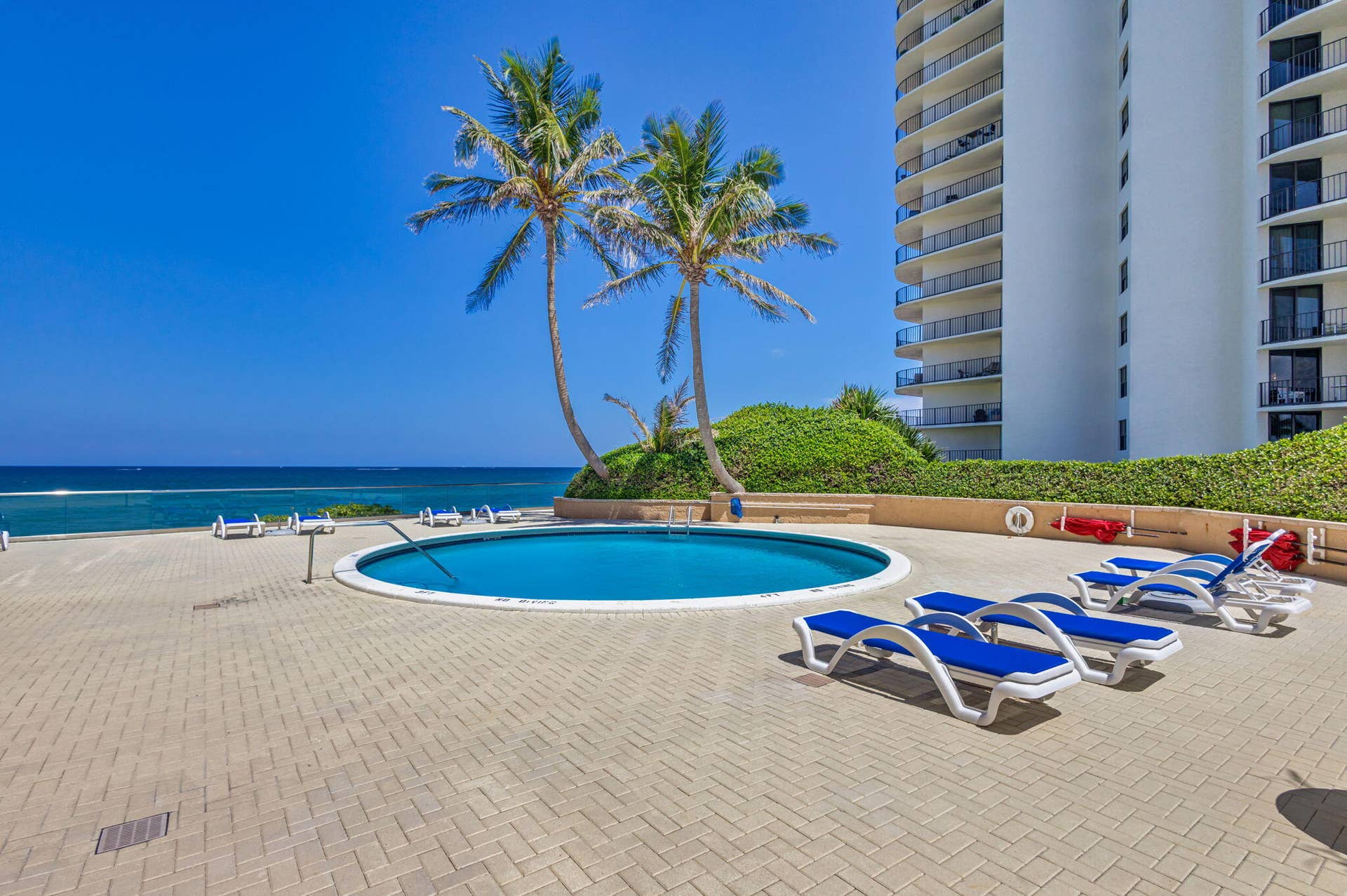 5440 N Ocean Drive, #805, Singer Island, FL 33404 55-web-or-mls-71-print-70_54_5d1a2896