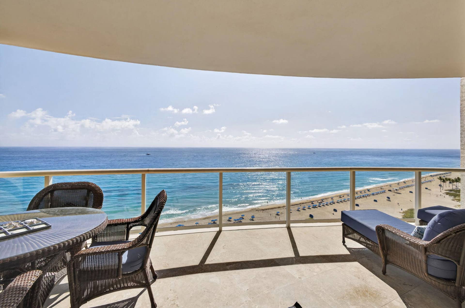 2700 N Ocean Drive, #1401a, Riviera Beach, FL 33404 82-web-or-mls-5D1A3537
