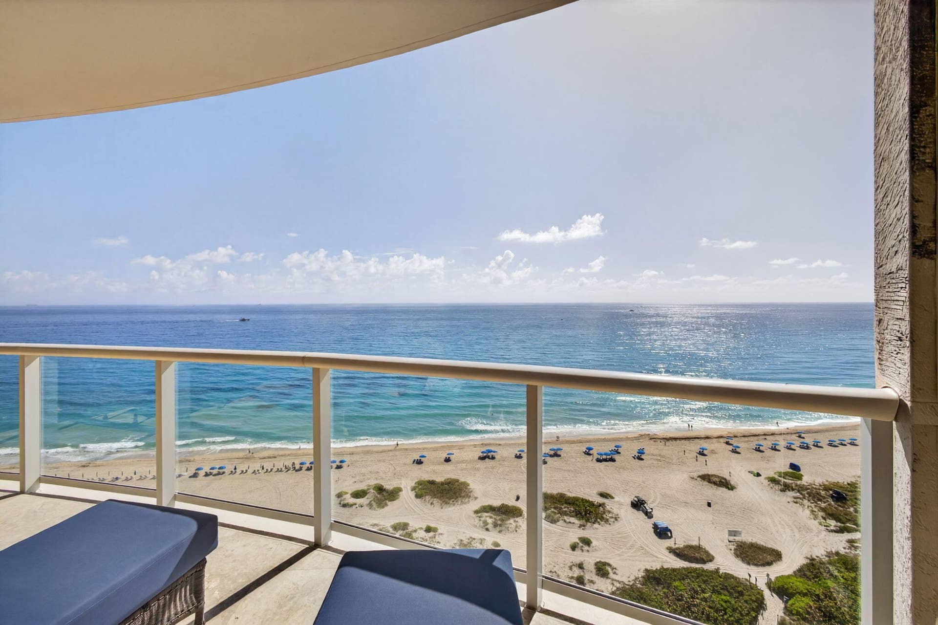 2700 N Ocean Drive, #1401a, Riviera Beach, FL 33404 80-web-or-mls-5D1A3525
