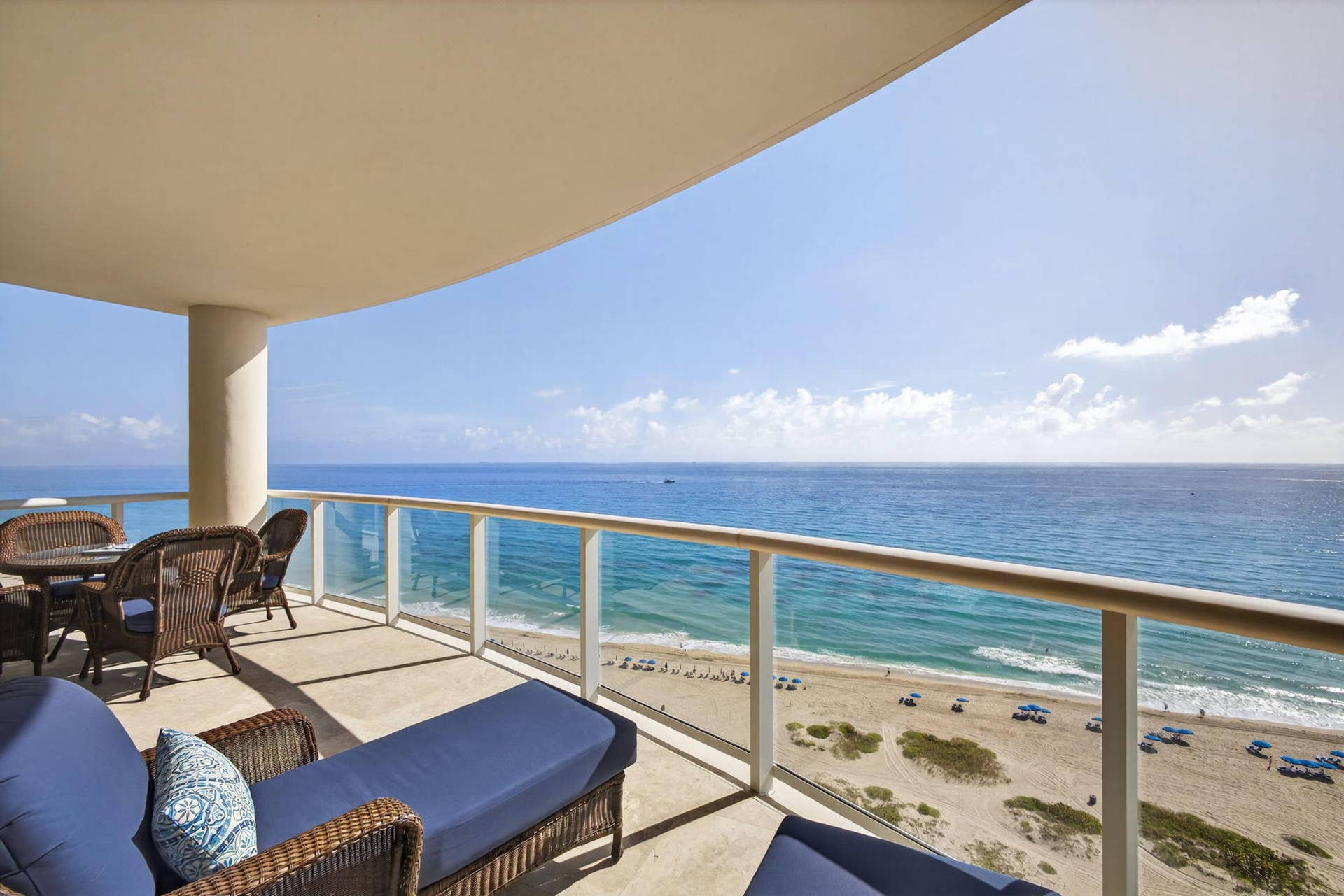 2700 N Ocean Drive, #1401a, Riviera Beach, FL 33404 79-web-or-mls-5D1A3521