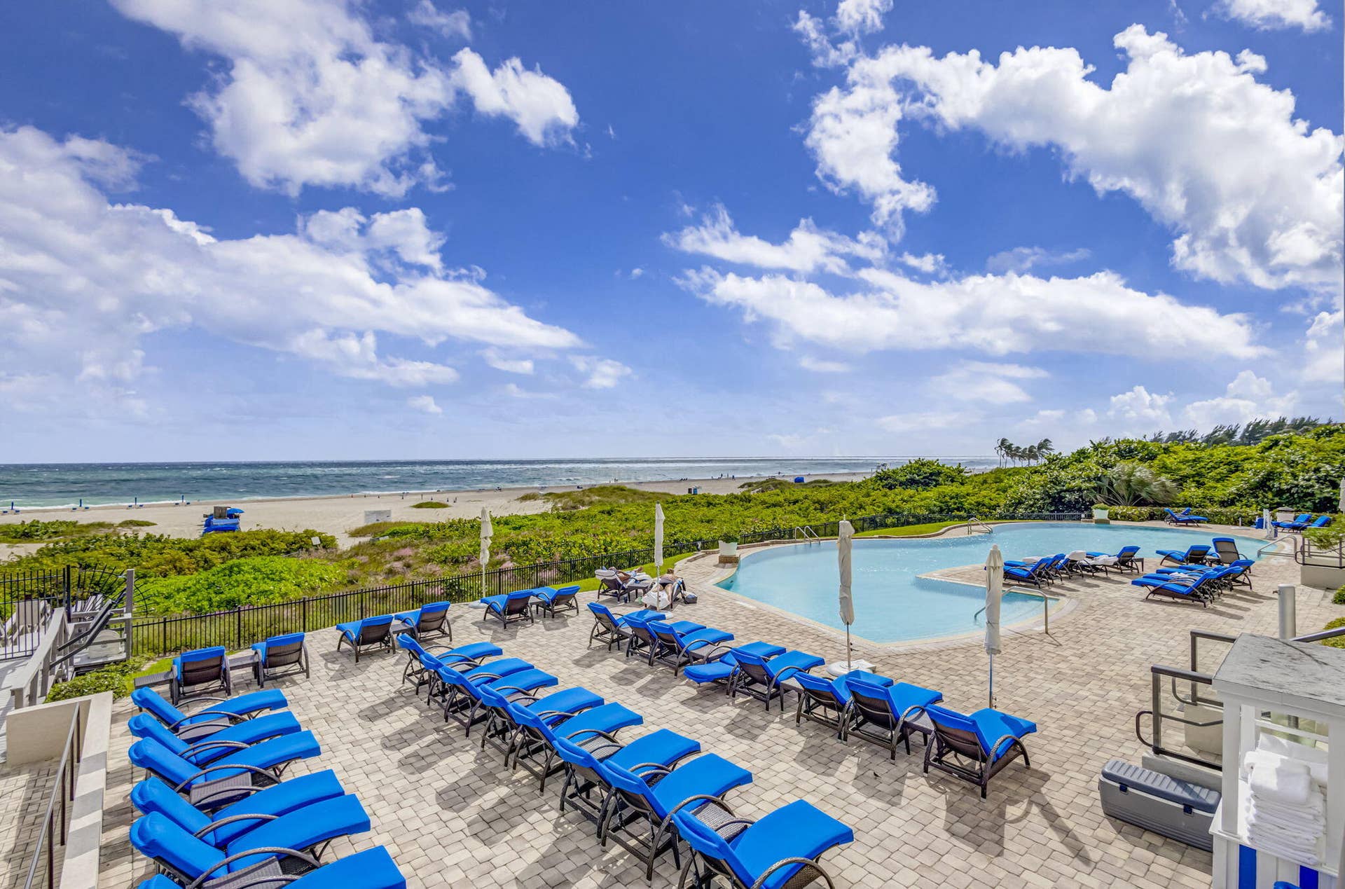2700 N Ocean Drive, #1401a, Riviera Beach, FL 33404 89-web-or-mls-89-print-090__d1a4795pp