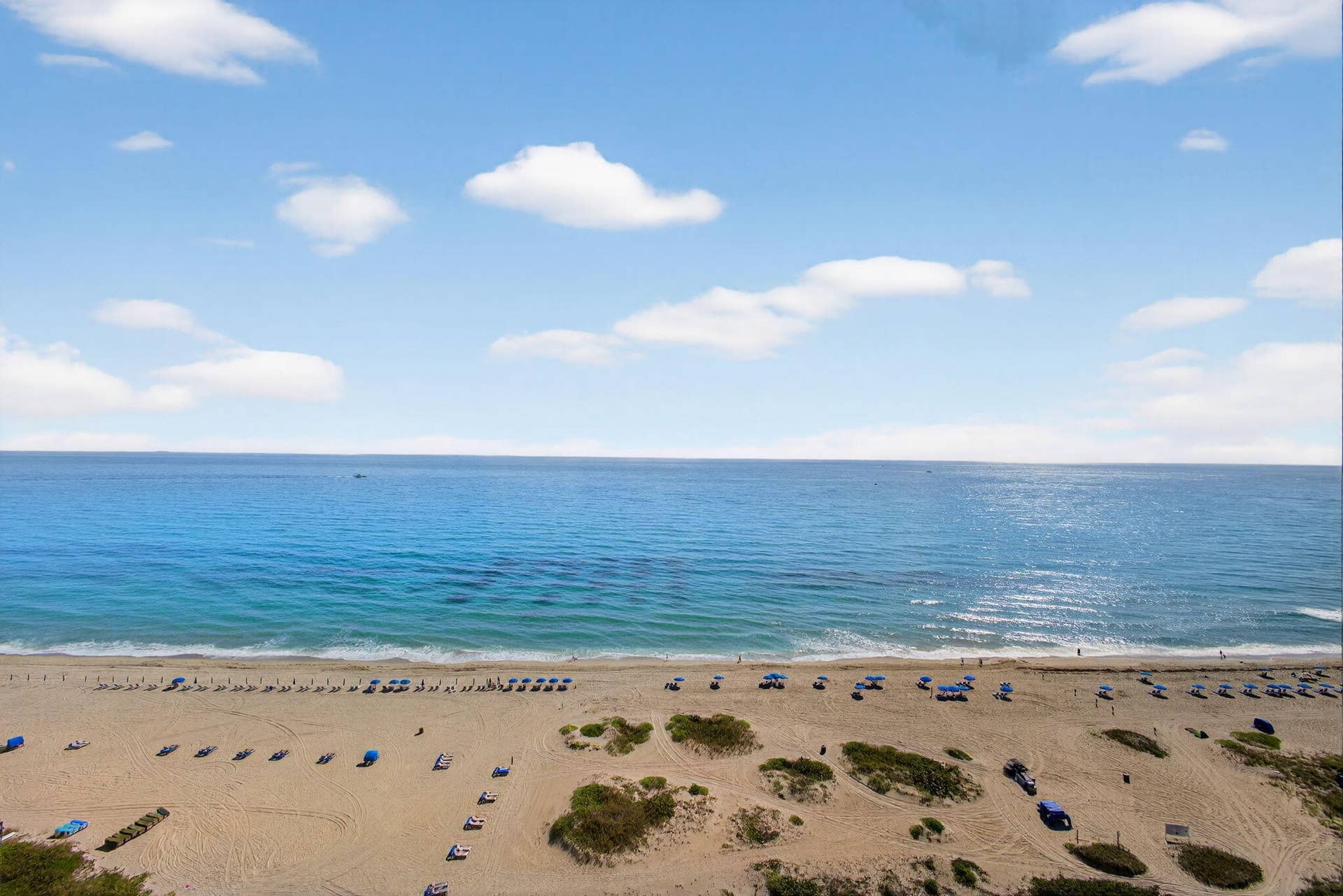 2700 N Ocean Drive, #1401a, Riviera Beach, FL 33404 76-web-or-mls-5D1A3505