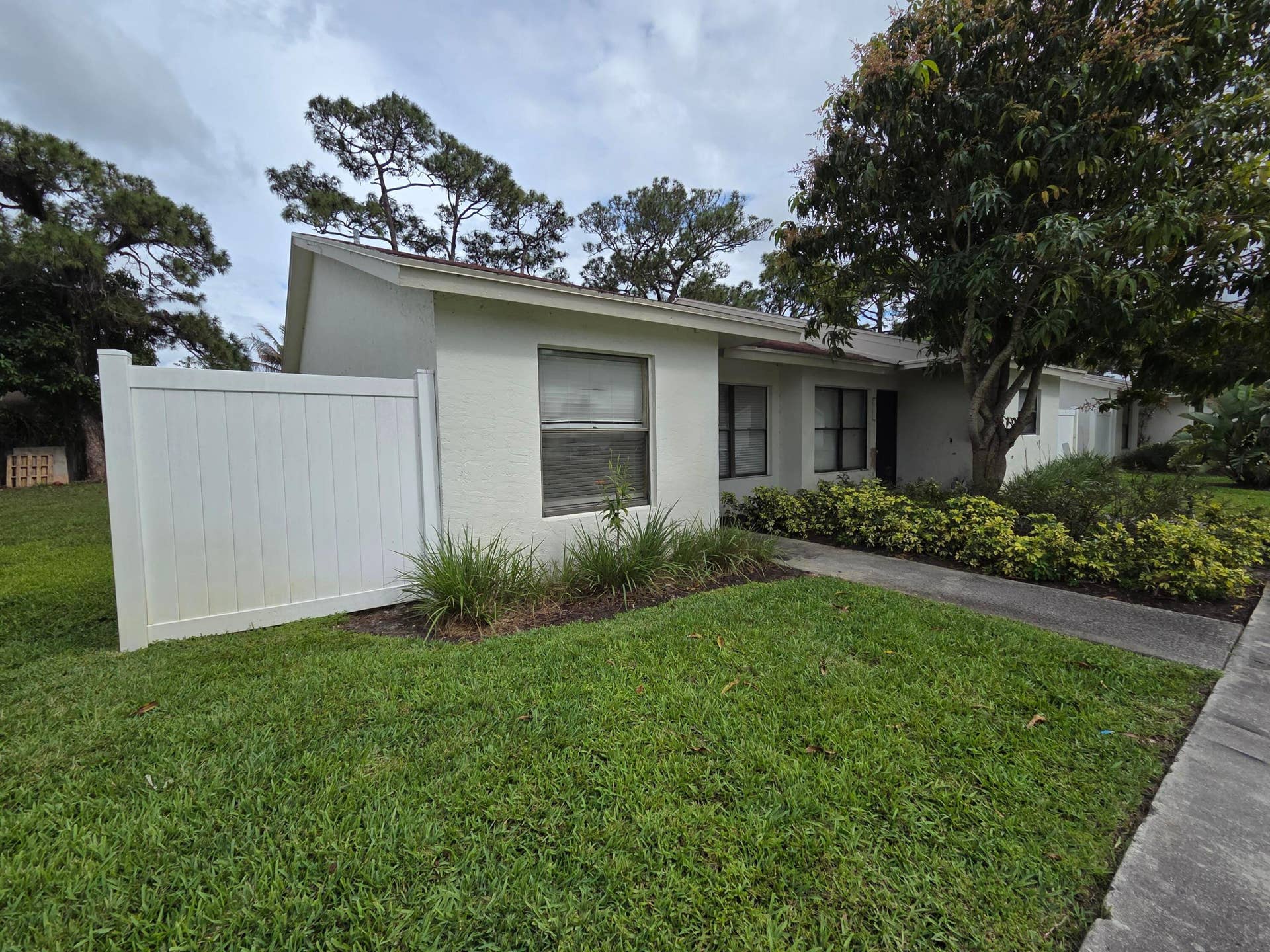 3762 Mil Race Court, Greenacres, FL 33463 Front View