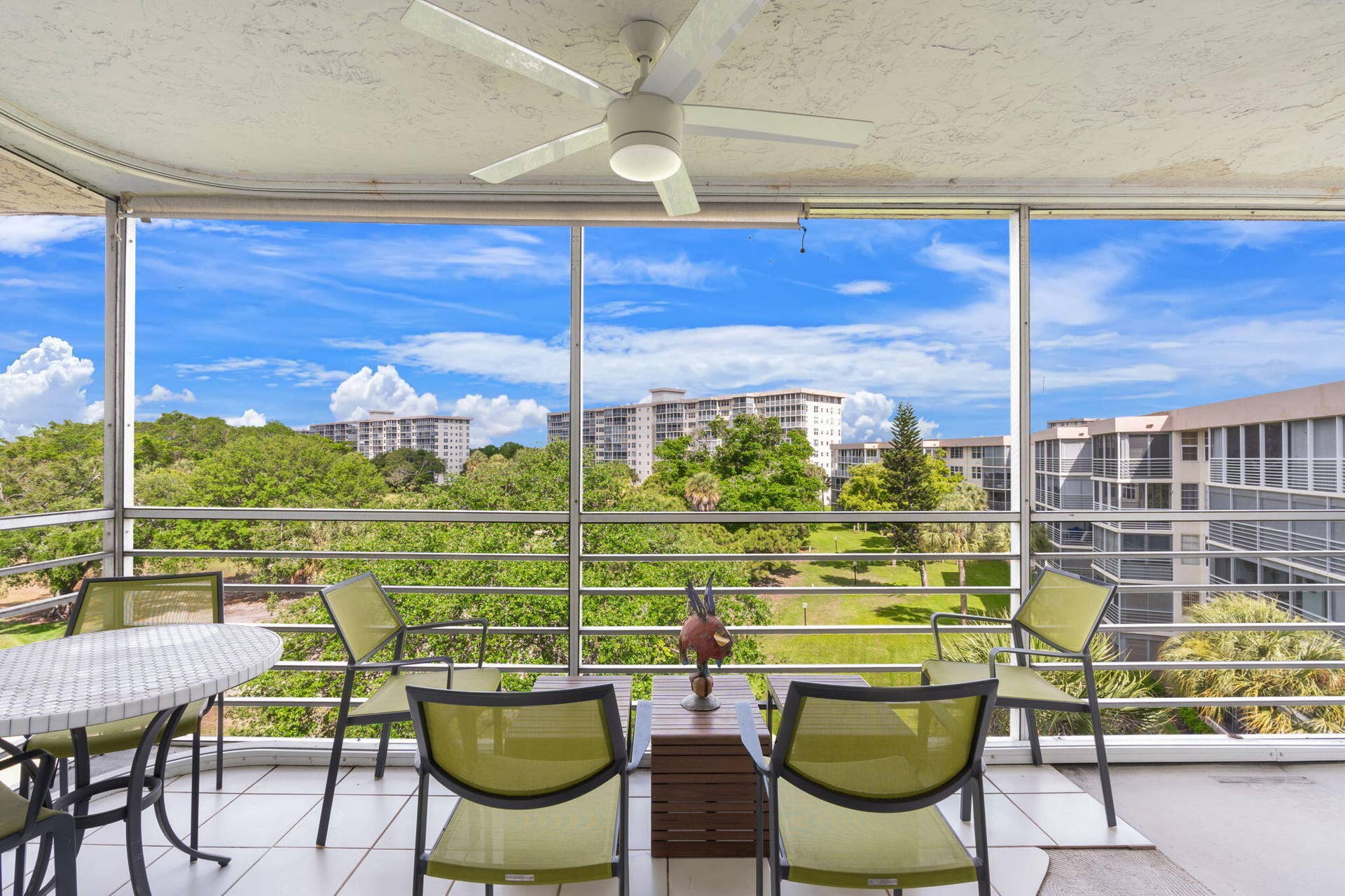 545 Oaks Lane, #501, Pompano Beach, FL 33069 24-web-or-mls-545 Oaks Ln 501 Pompano Be