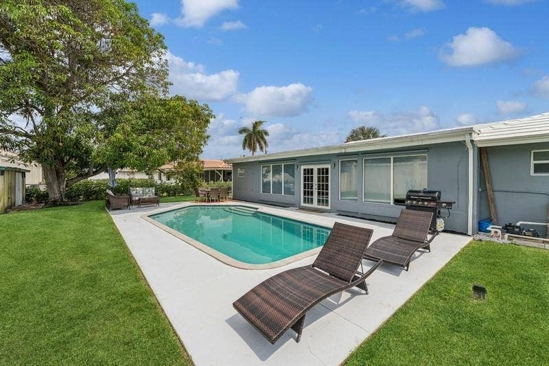 13 Little Harbor Way, Deerfield Beach, FL 33441 23