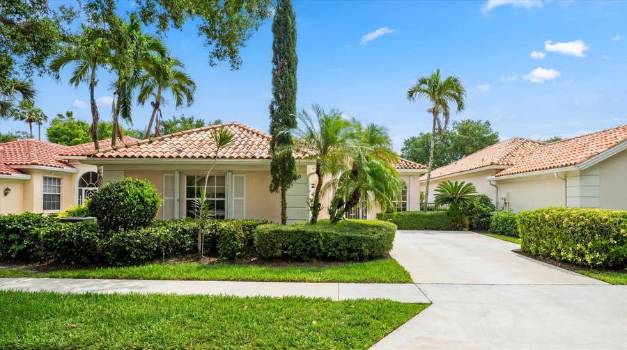 Property photo for 2570 Kittbuck Way, West Palm Beach, FL