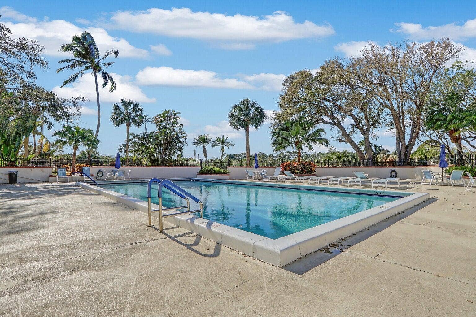 204 Sea Oats Drive, #F, Juno Beach, FL 33408 Sea Oats Pool