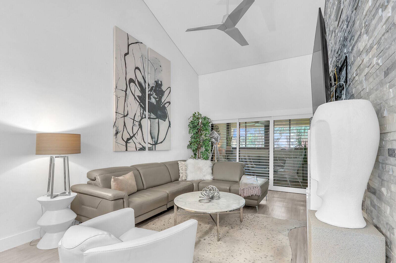 204 Sea Oats Drive, #F, Juno Beach, FL 33408 06_Image_6_mls