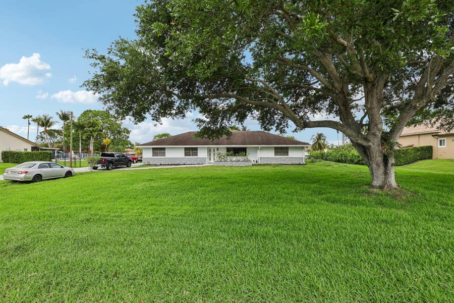 Property photo for 2940 SW 156th Avenue, Davie, FL