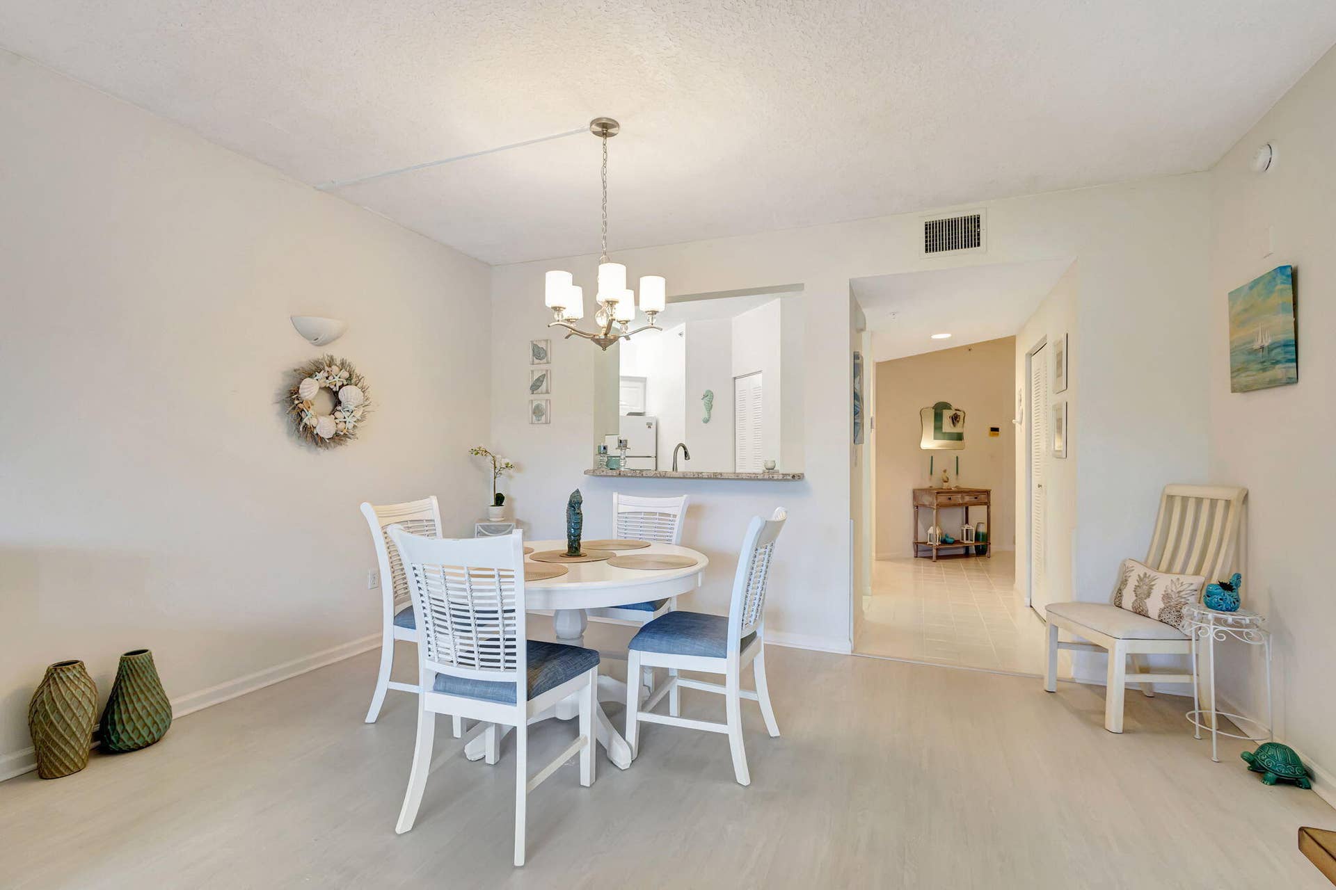 800 Uno Lago Drive, #302, Juno Beach, FL 33408 Dining Area