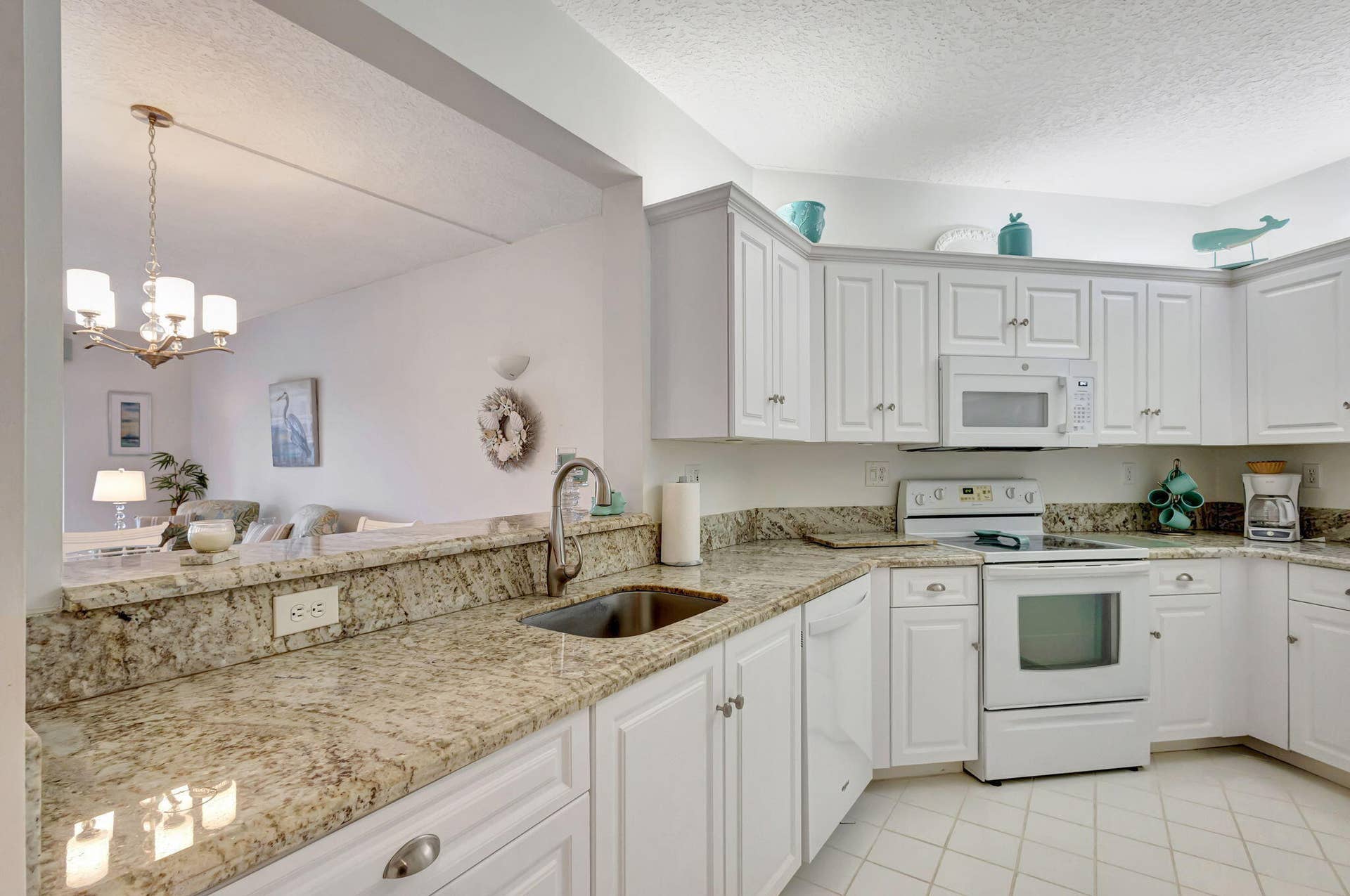 800 Uno Lago Drive, #302, Juno Beach, FL 33408 Kitchen