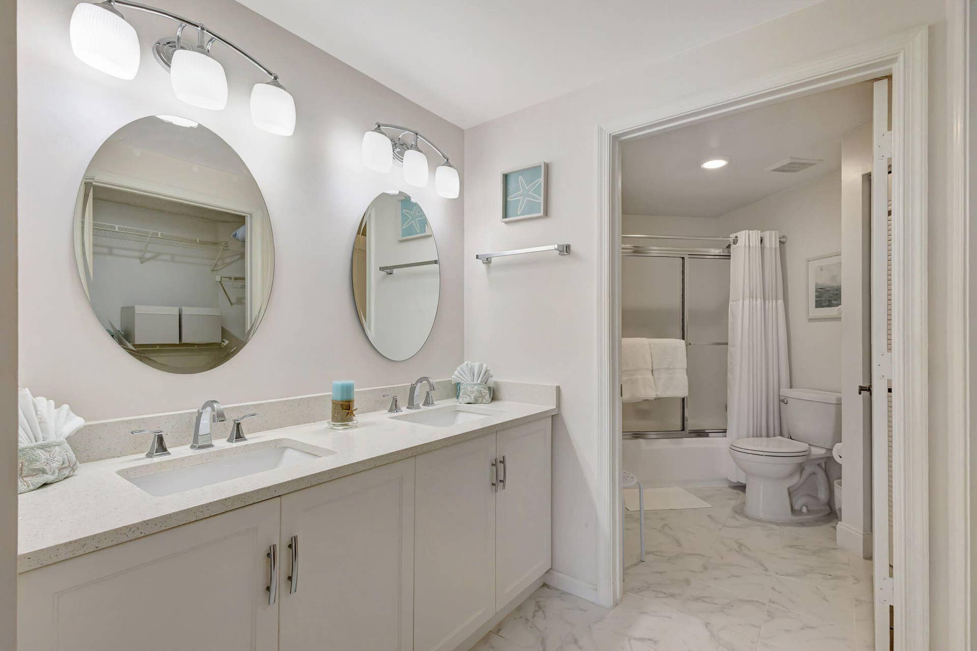 800 Uno Lago Drive, #302, Juno Beach, FL 33408 Primary Bath