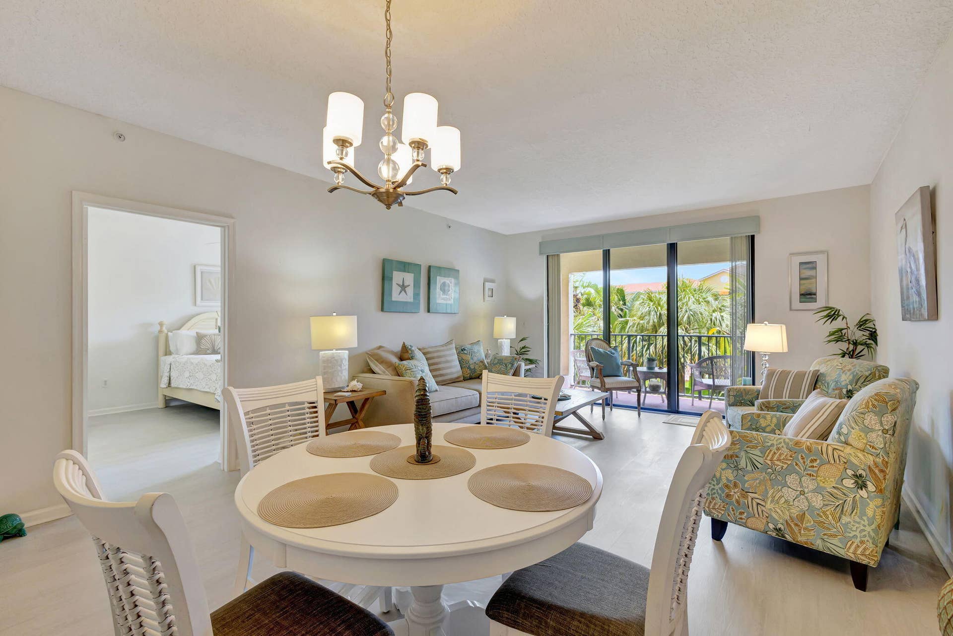 800 Uno Lago Drive, #302, Juno Beach, FL 33408 Dining Area
