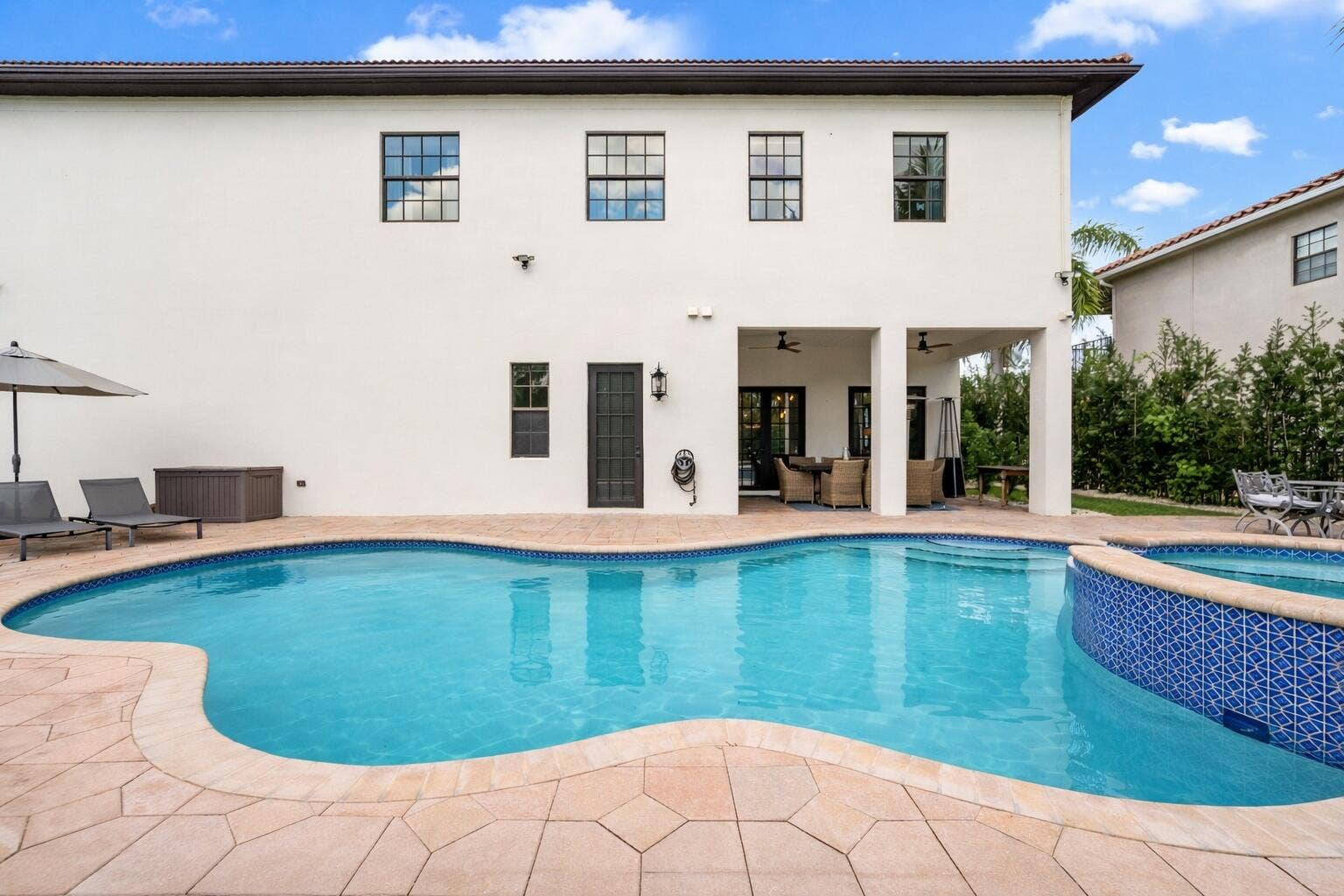 pool 1