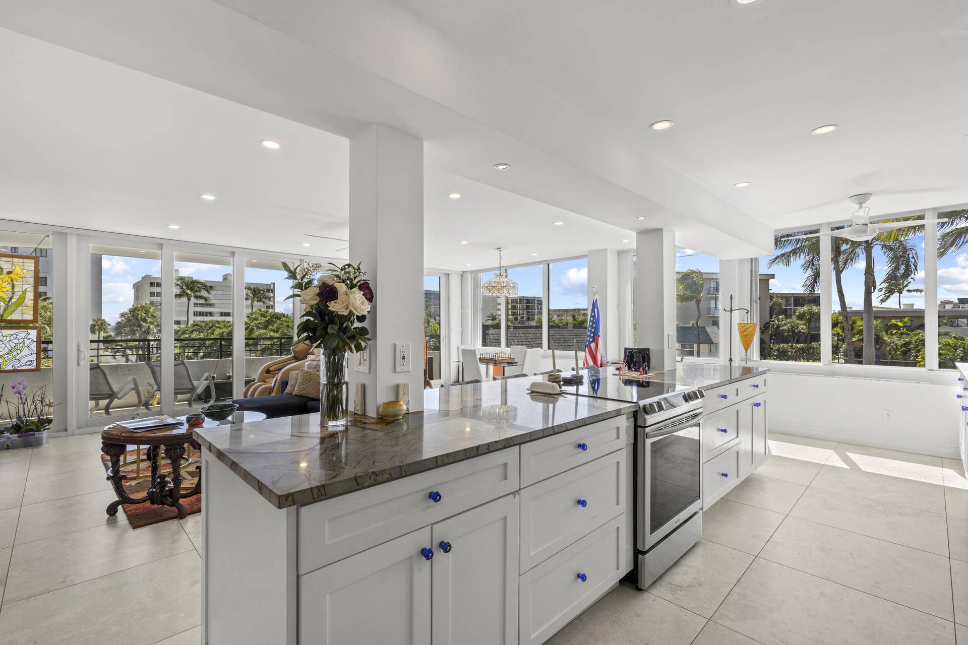 3589 S Ocean Boulevard, #306, South Palm Beach, FL 33480 12_1z3a4699