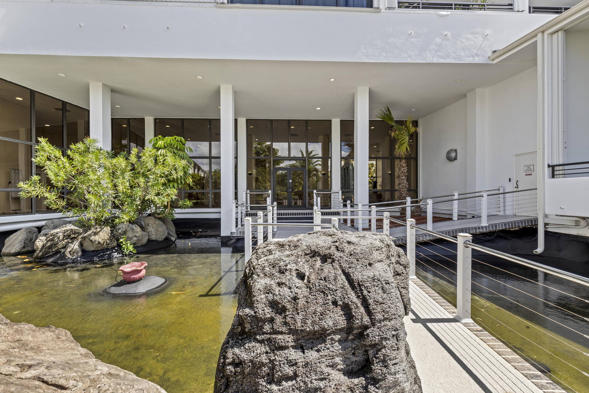 3589 S Ocean Boulevard, #306, South Palm Beach, FL 33480 40_1z3a4902