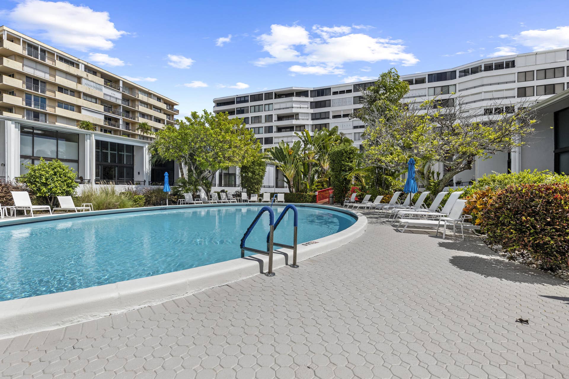 3589 S Ocean Boulevard, #306, South Palm Beach, FL 33480 37_1z3a4874
