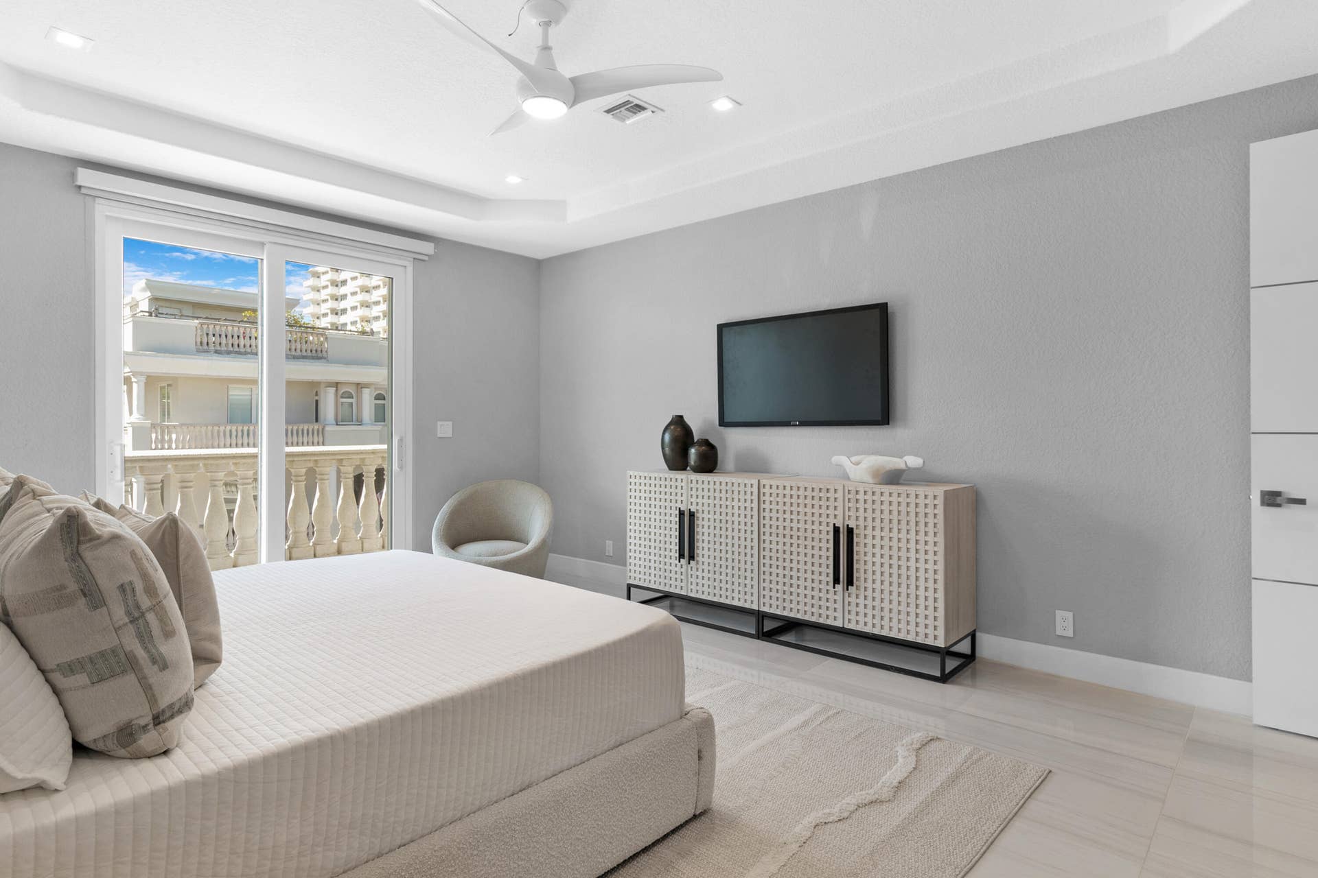 1792 Bay Drive, #27, Pompano Beach, FL 33062 23_accutour_01 1792-bay-dr-27 -041