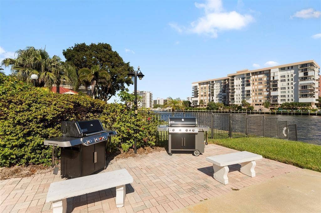 3100 NE 48th Court, #413, Lighthouse Point, Lighthouse Point, FL 33064 BBQ Area