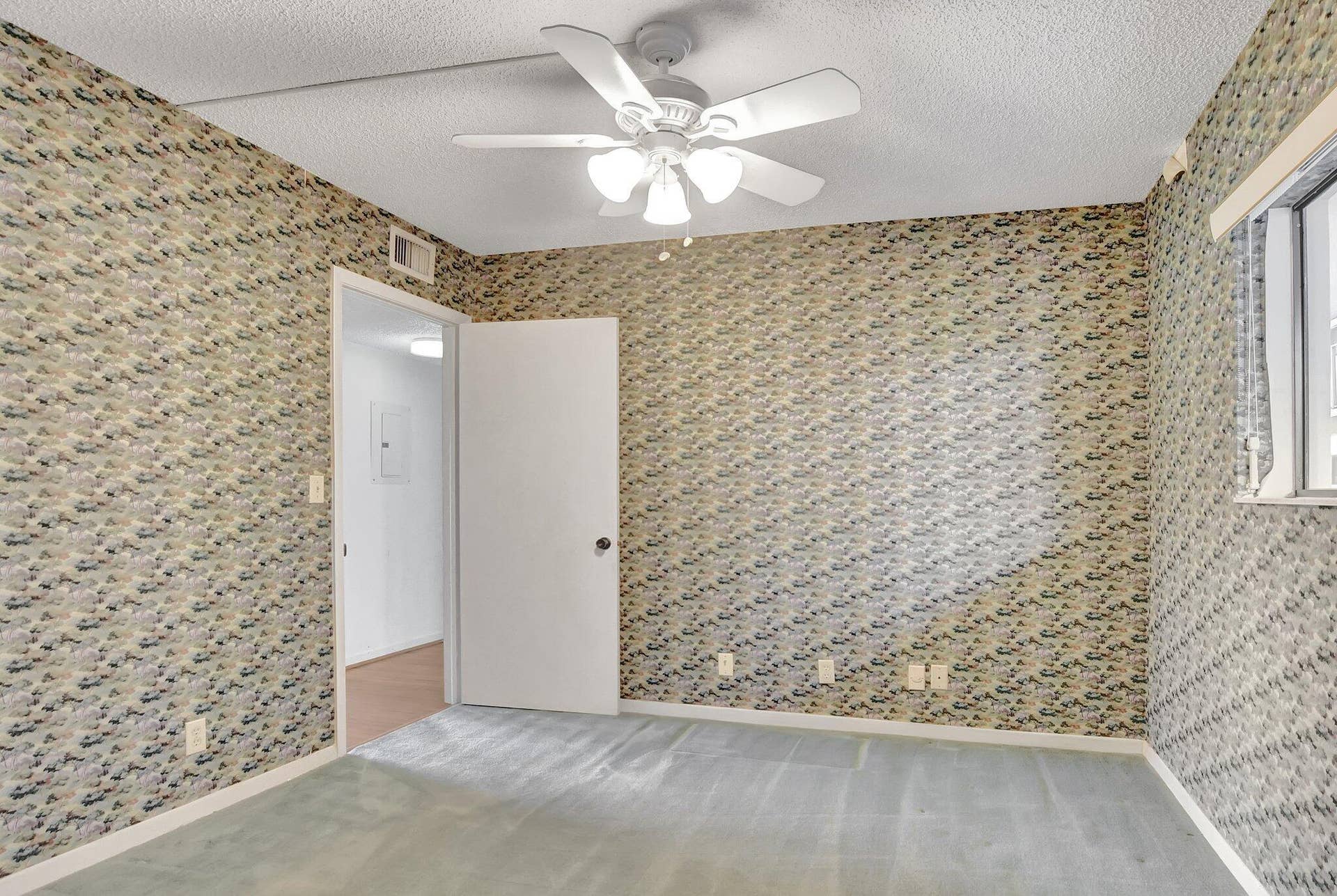 5340 Las Verdes Circle, #208, Delray Beach, FL 33484 19-web-or-mls-DSC_3071