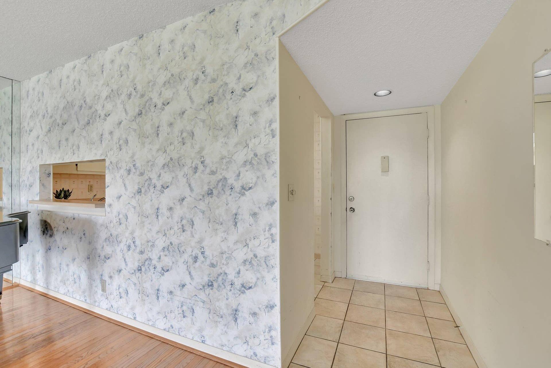 5340 Las Verdes Circle, #208, Delray Beach, FL 33484 4-web-or-mls-DSC_2996