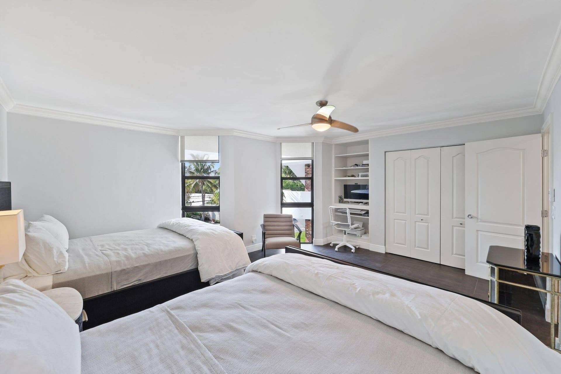 1800 South Ocean Drive - 45.jpg-SMALL