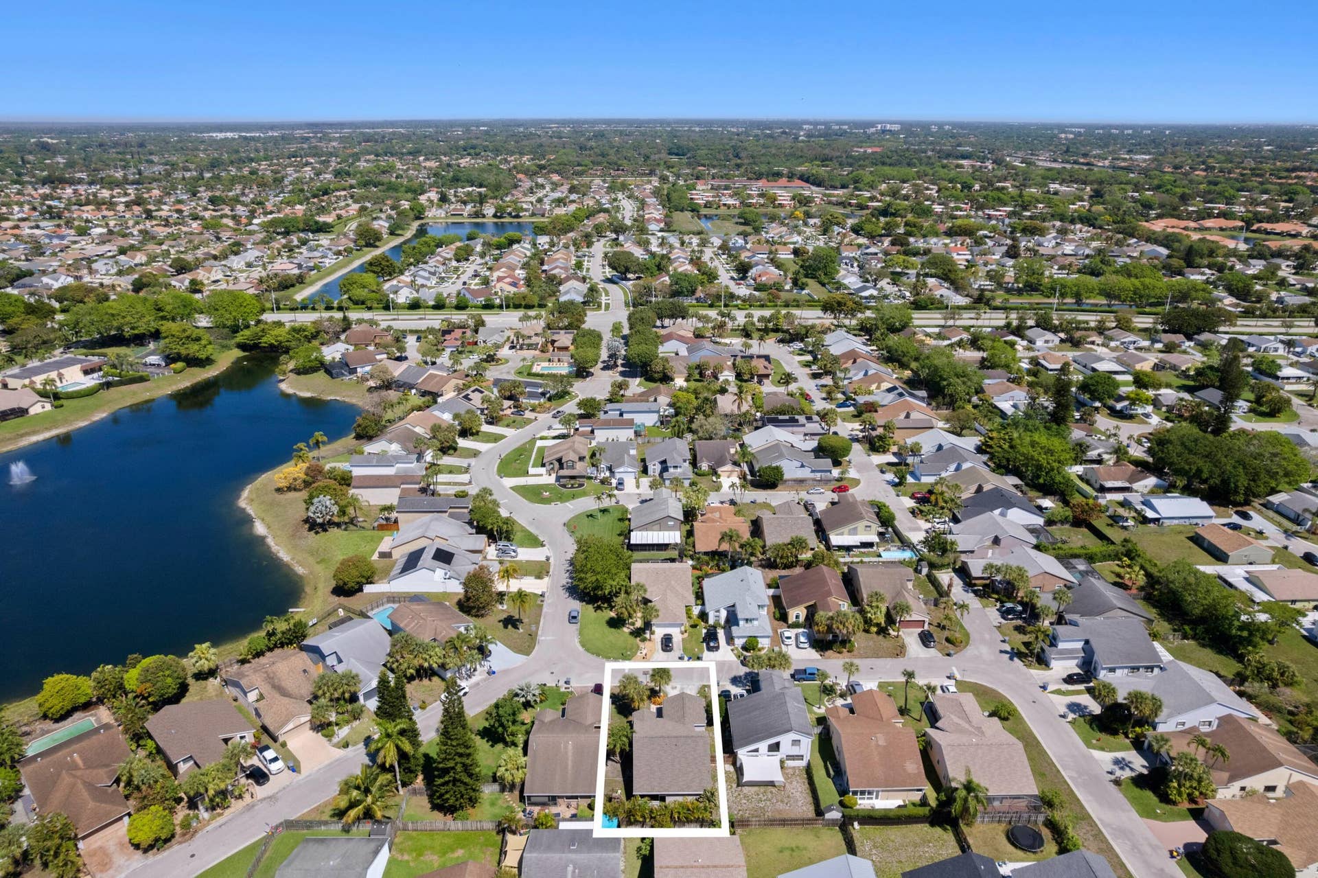 8584 Shawe Way, Boca Raton, FL 33433 Aerial Neighborhood View