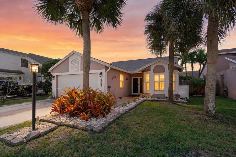 Property photo for 8584 Shawe Way, Boca Raton, FL