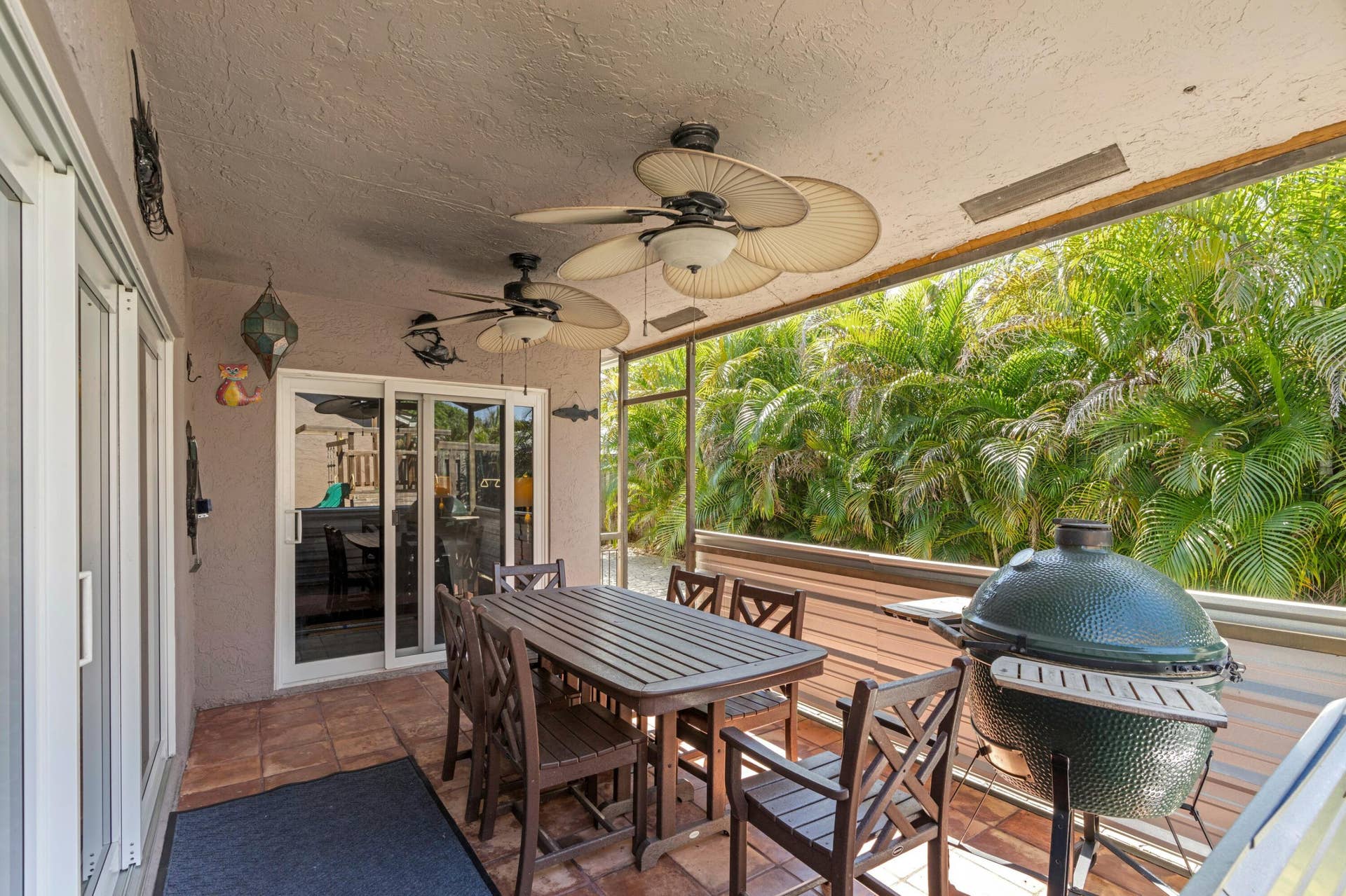 8584 Shawe Way, Boca Raton, FL 33433 Covered Patio