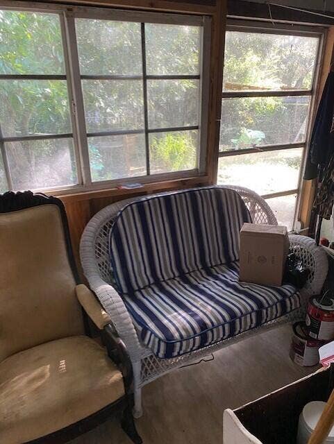 102 NW 28th Way, Fort Lauderdale, FL 33311 Sitting room