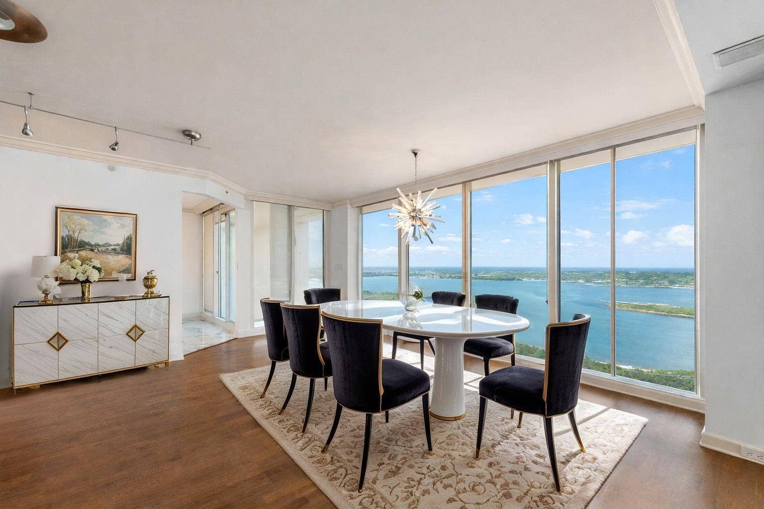 529 S Flagler Drive, #12 Gh, West Palm Beach, FL 33401 Virtually Staged / Windows Virtually Edited