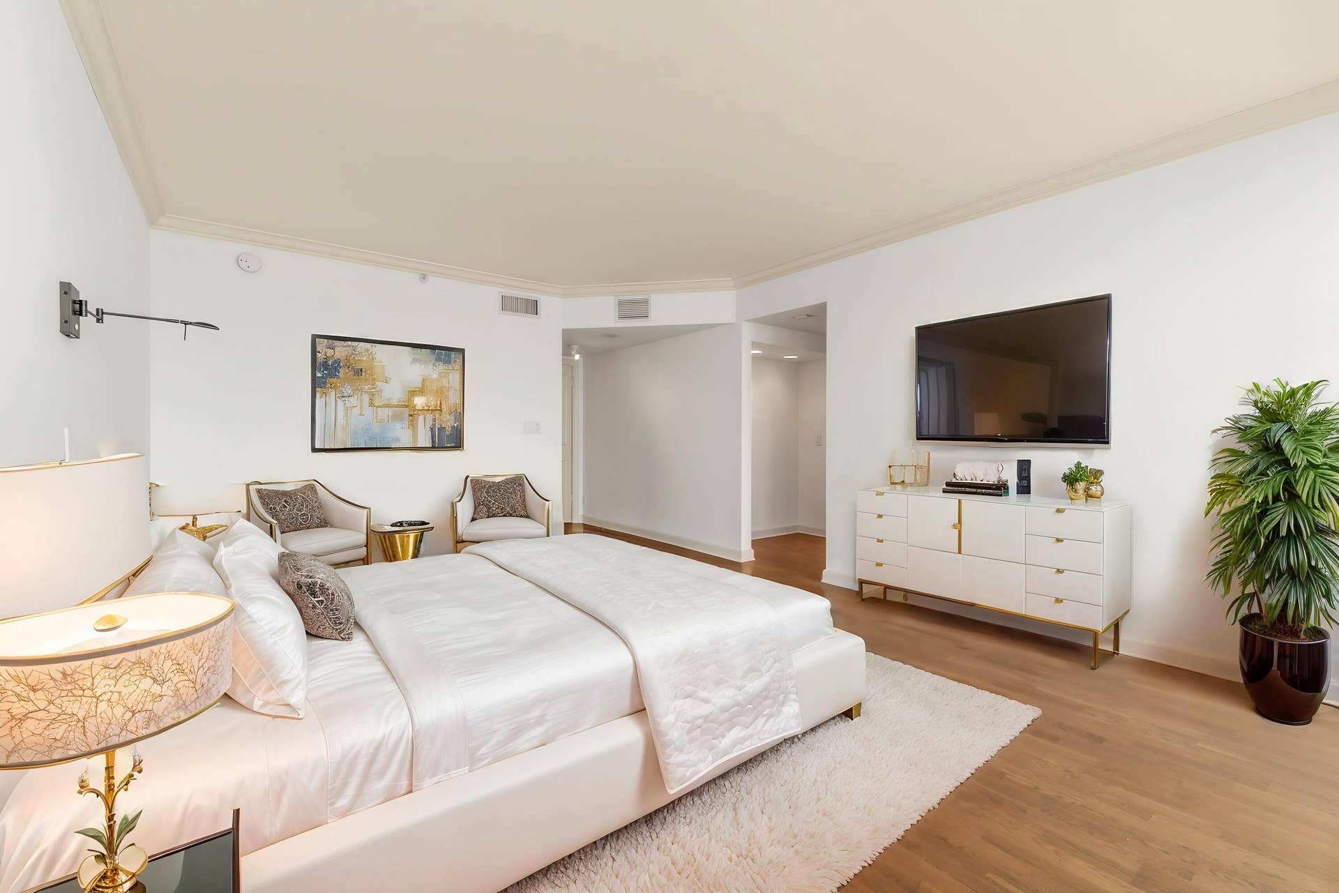 529 S Flagler Drive, #12 Gh, West Palm Beach, FL 33401 Virtually Staged