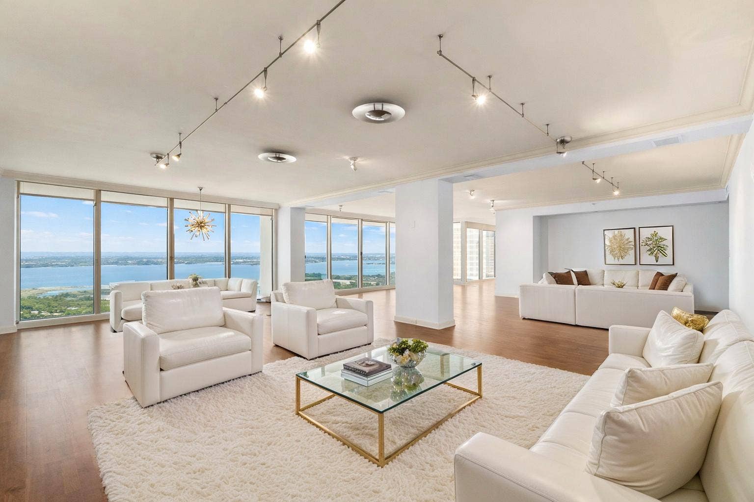 529 S Flagler Drive, #12 Gh, West Palm Beach, FL 33401 Virtually Staged / Windows Virtually Edited