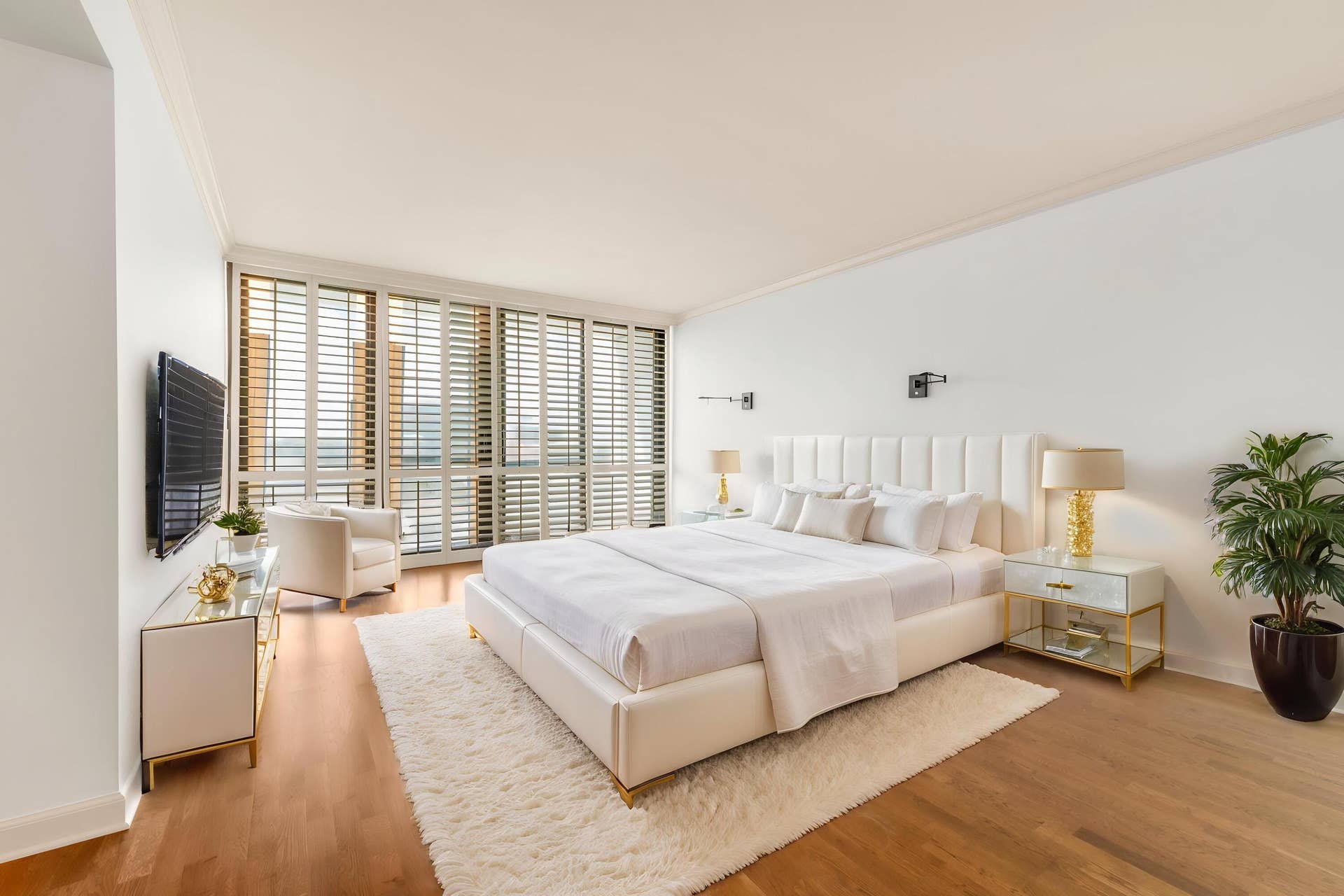 529 S Flagler Drive, #12 Gh, West Palm Beach, FL 33401 Virtually Staged