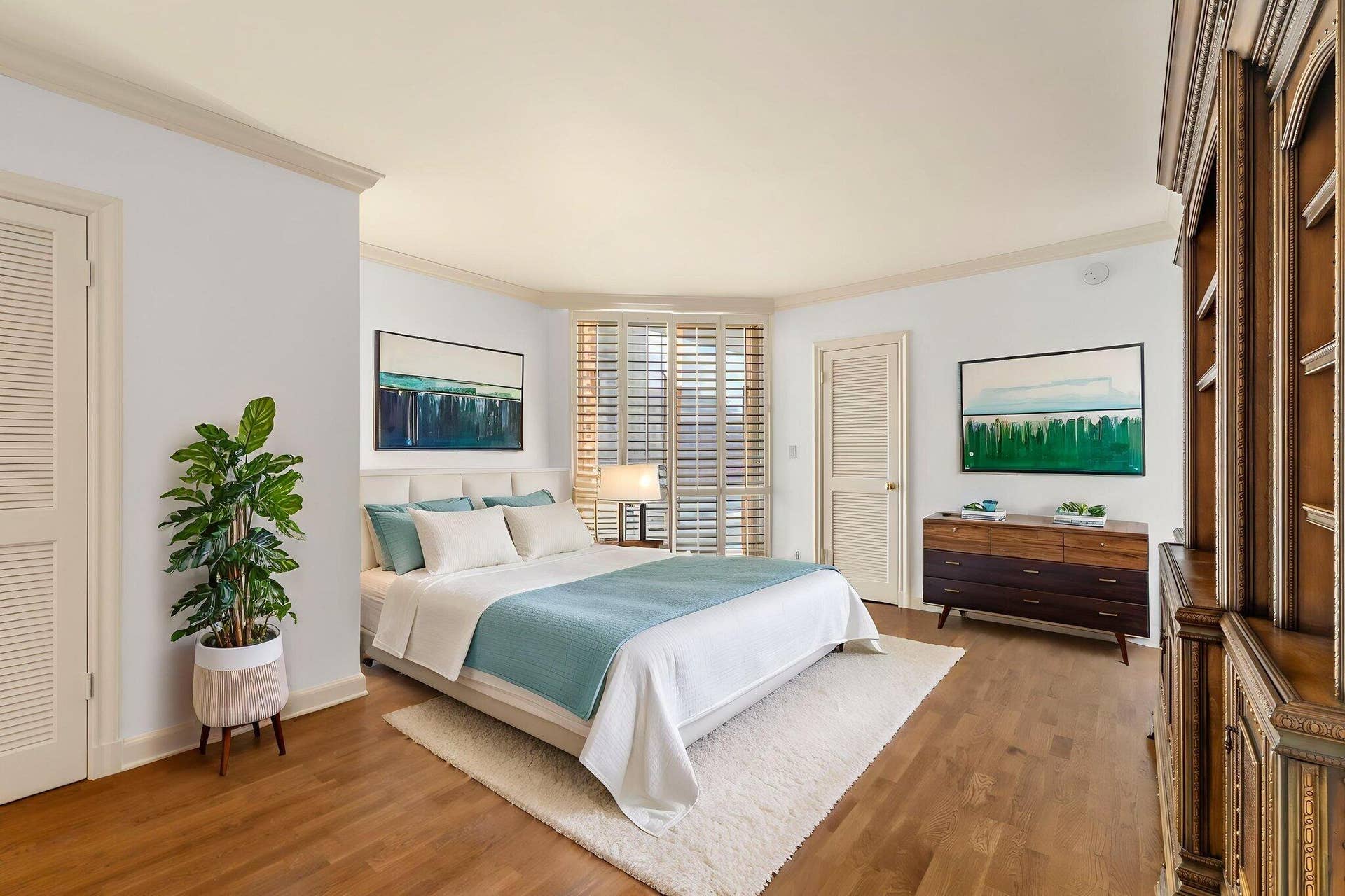 529 S Flagler Drive, #12 Gh, West Palm Beach, FL 33401 Virtually Staged