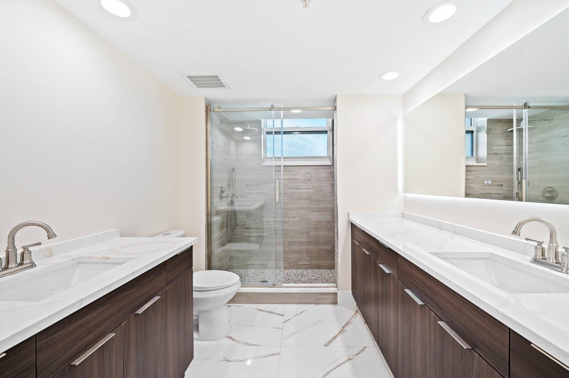 347 N New River Drive E, #1509, Fort Lauderdale, FL 33301 22-web-or-mls-347-n-new-river-dr-e-1509
