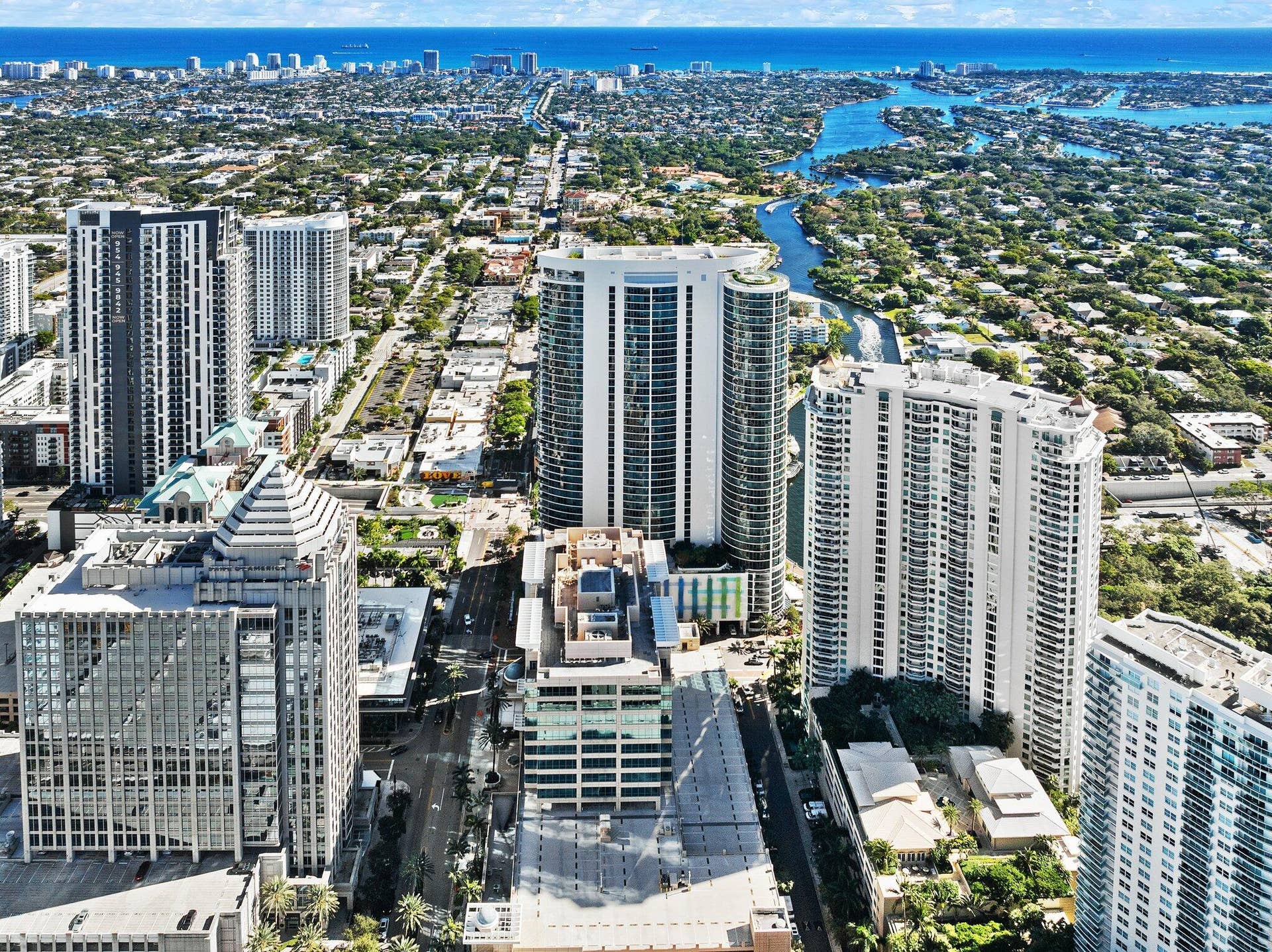 347 N New River Drive E, #1509, Fort Lauderdale, FL 33301 44-web-or-mls-347-n-new-river-dr-e-1509