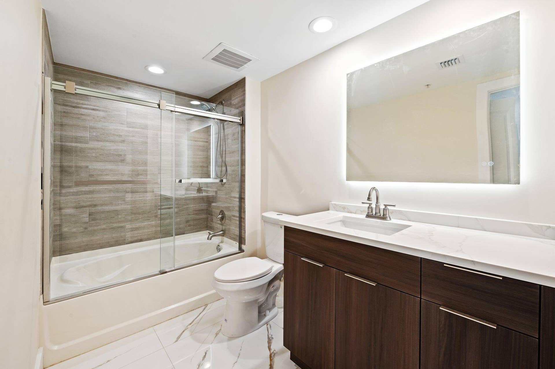 347 N New River Drive E, #1509, Fort Lauderdale, FL 33301 27-web-or-mls-347-n-new-river-dr-e-1509