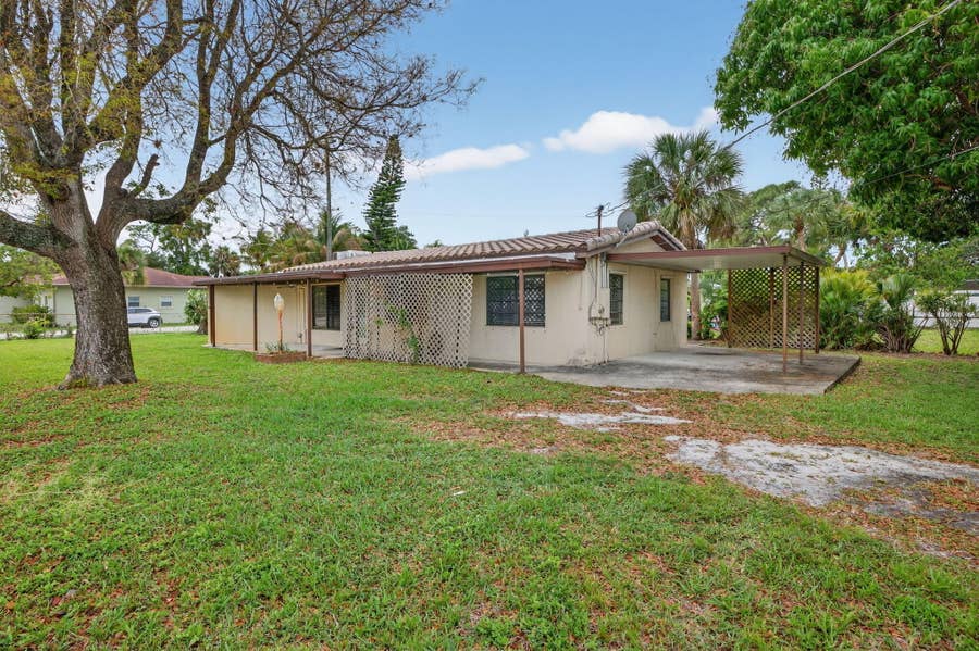 Property photo for 4117 NW 5th Avenue, Oakland Park, FL